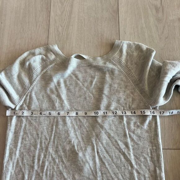 Lululemon Unity Drop Back Sweater Heathered Gray-Size m - Picture 3 of 6